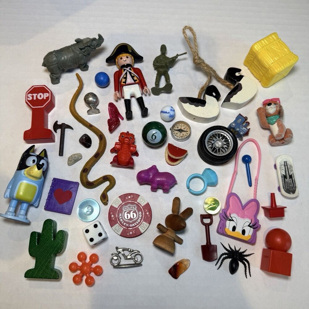 Miniature Trinket Shelf Mini Item Mixed Lot Toys Game 40 Pieces Vintage Tiny #5